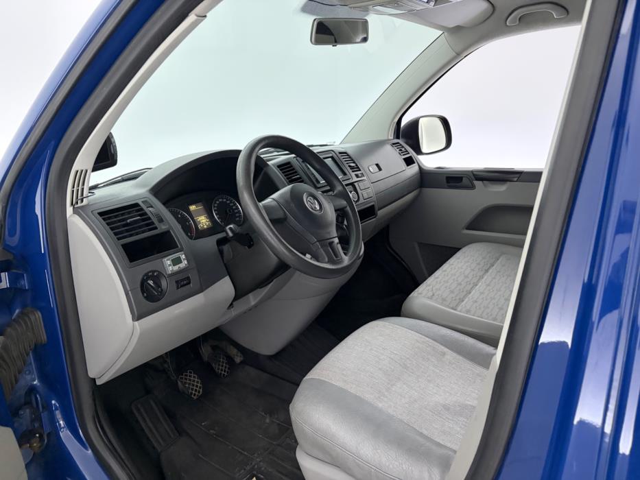 VOLKSWAGEN Transporter 2011