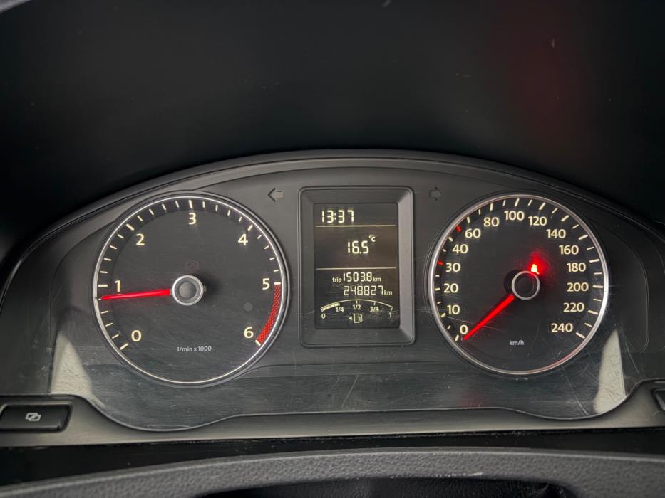 VOLKSWAGEN Transporter 2011