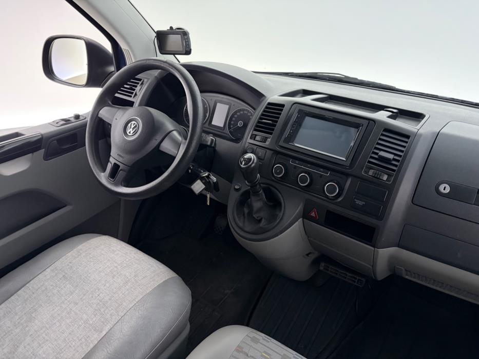 VOLKSWAGEN Transporter 2011