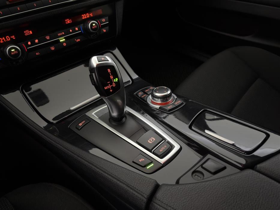 BMW 520 2010