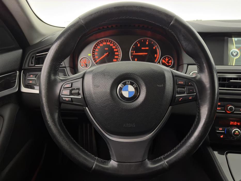 BMW 520 2010