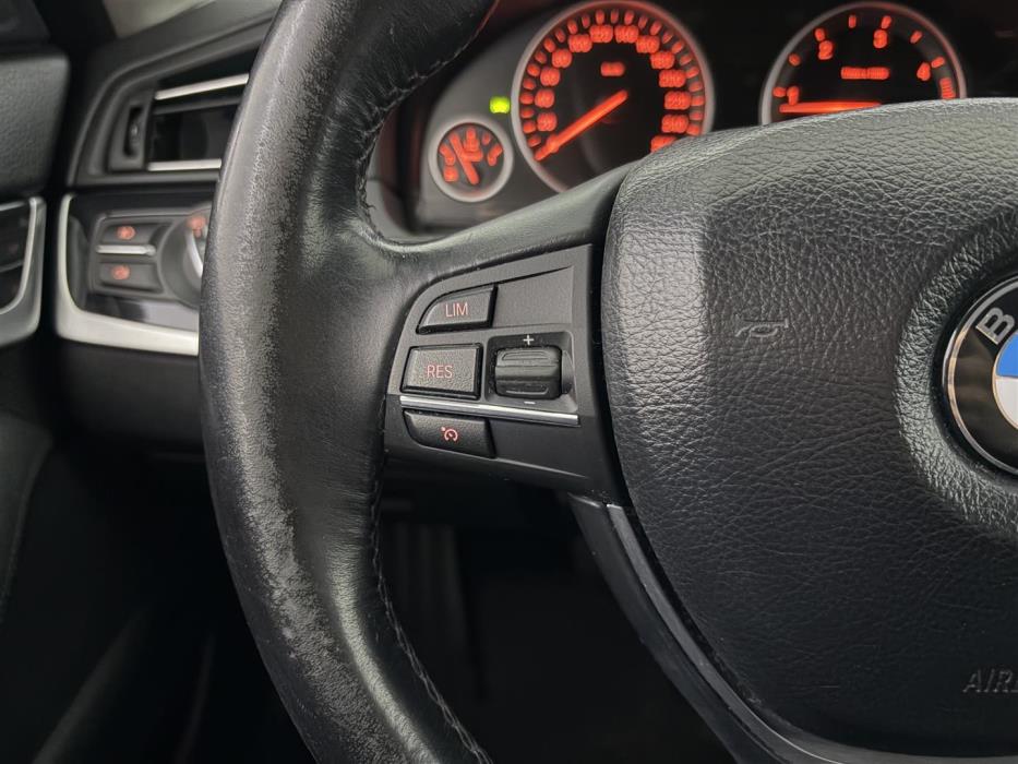 BMW 520 2010