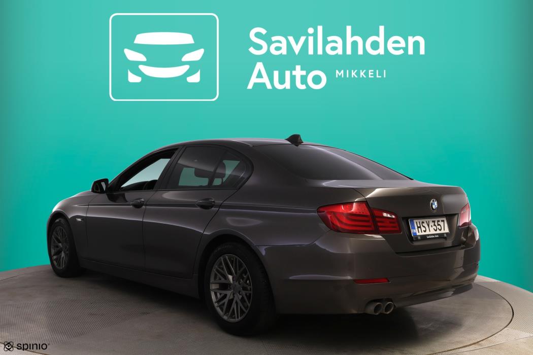 BMW 520 2010
