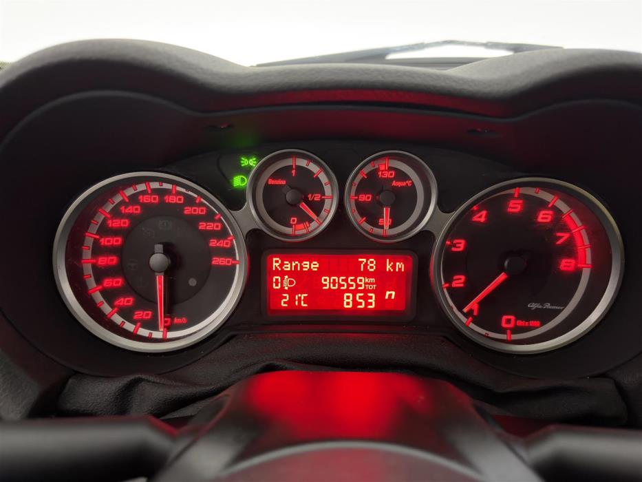 ALFA ROMEO Mito 2011