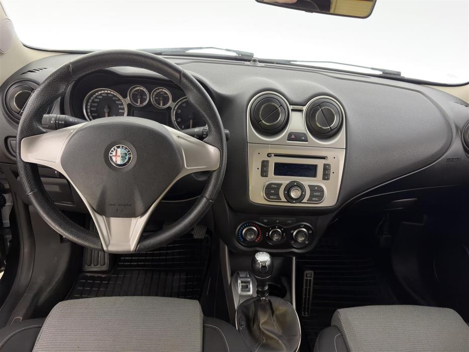 ALFA ROMEO Mito 2011