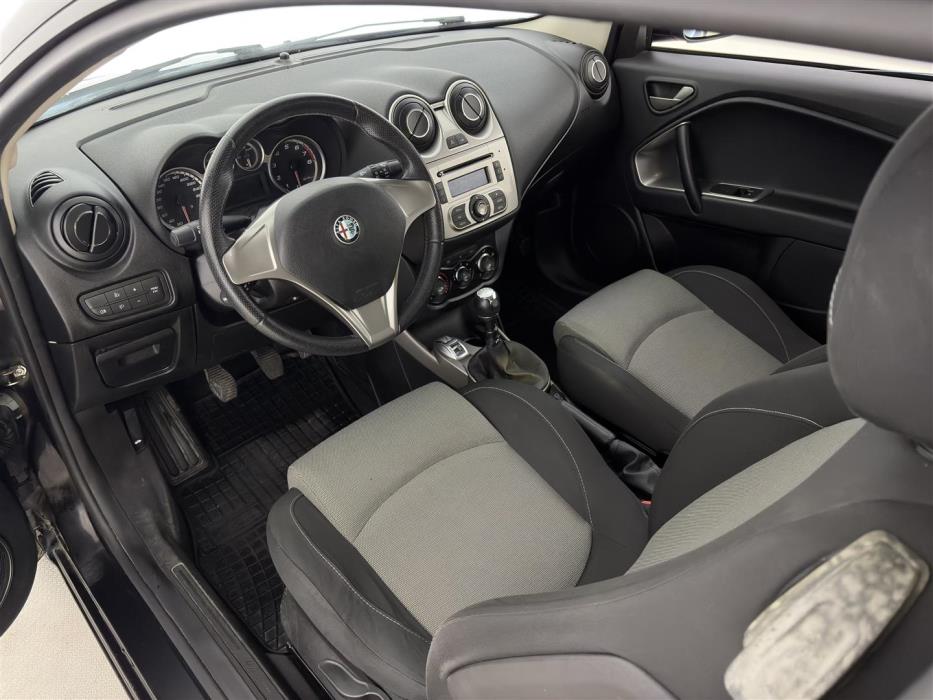 ALFA ROMEO Mito 2011