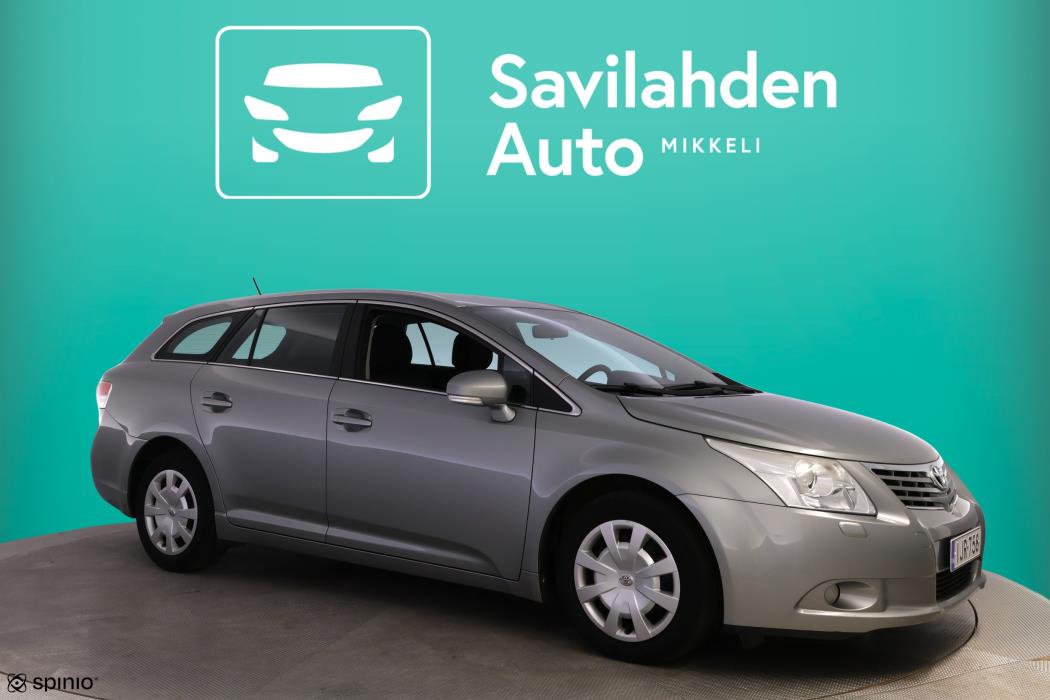 TOYOTA Avensis 2010