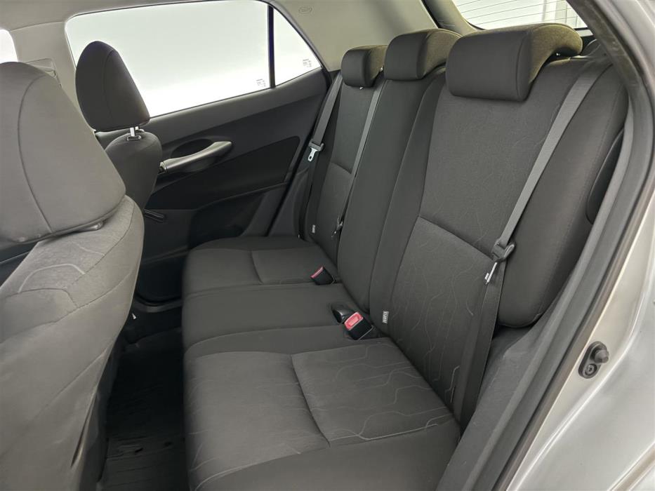 TOYOTA Auris 2012
