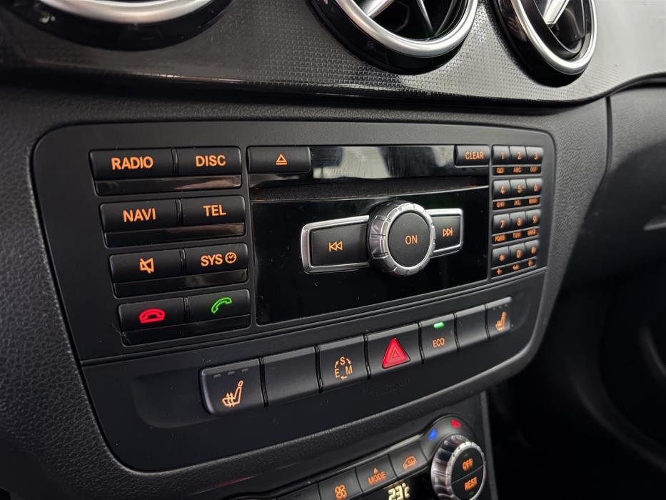 MERCEDES-BENZ B 2014