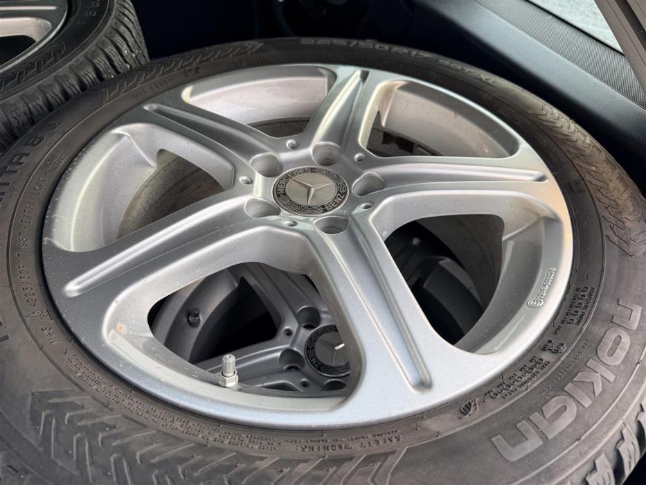 MERCEDES-BENZ C 2017