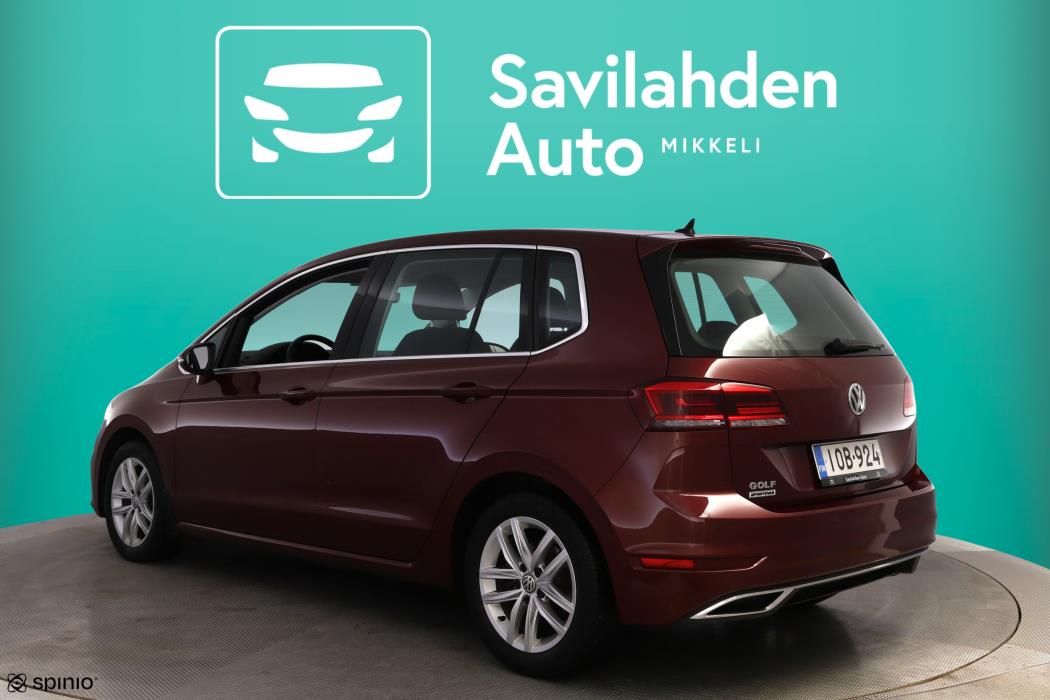 VOLKSWAGEN Golf Sportsvan 2018