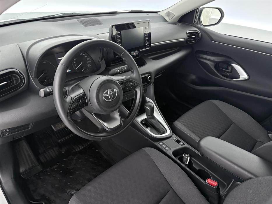 TOYOTA Yaris 2022