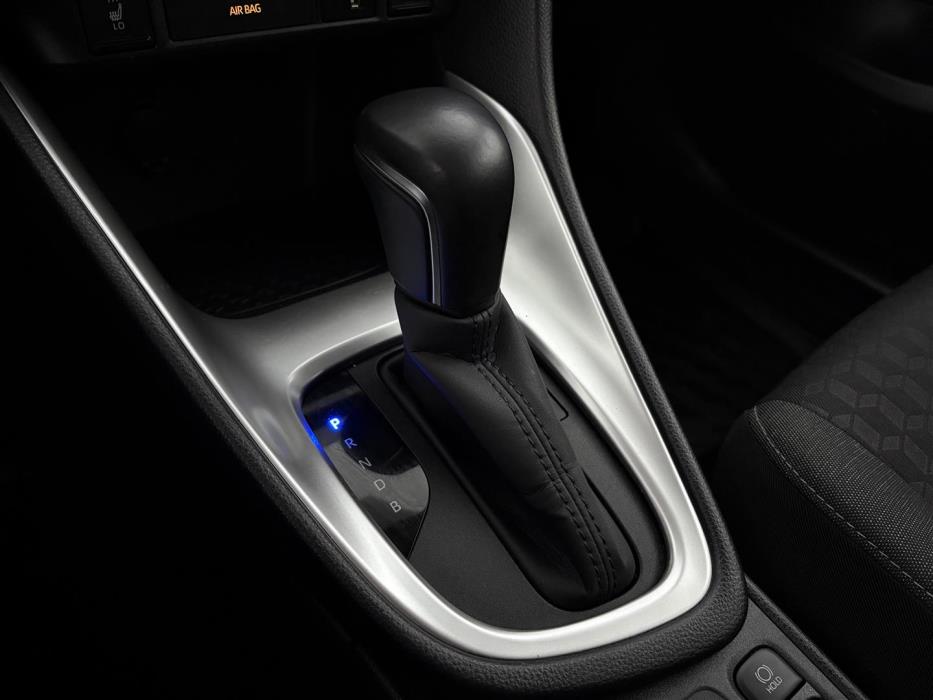 TOYOTA Yaris 2022
