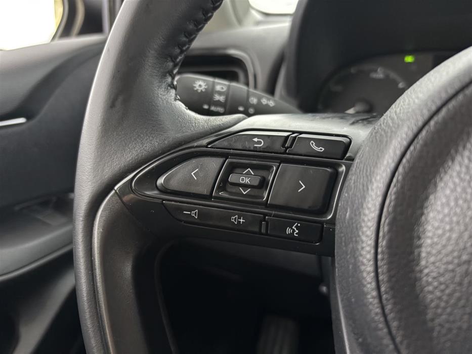 TOYOTA Yaris 2022