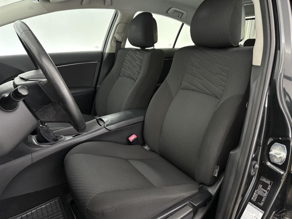 TOYOTA Avensis 2009