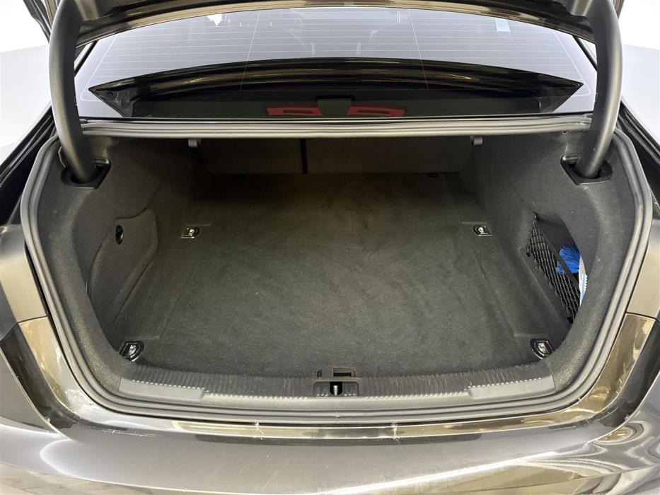 AUDI A6 2016