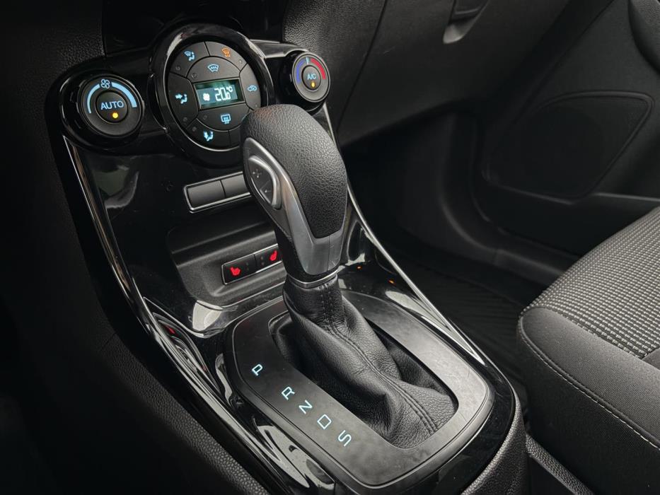 FORD Fiesta 2017