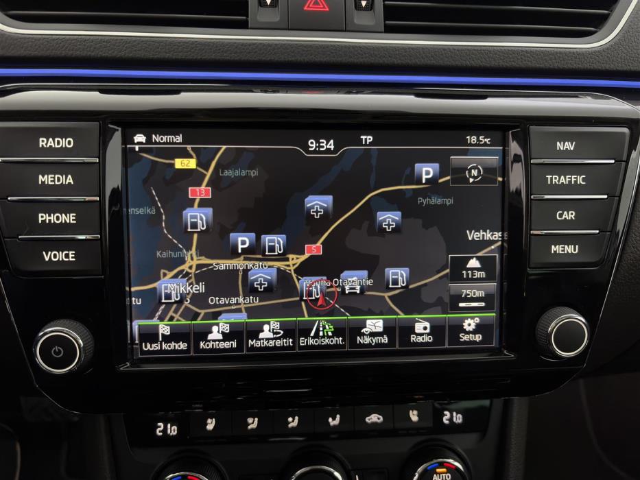 SKODA Superb 2016
