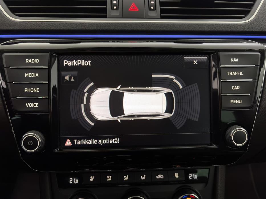 SKODA Superb 2016