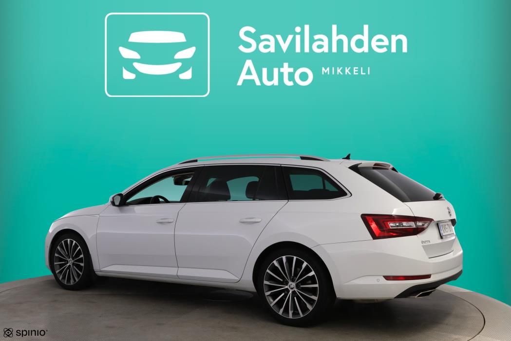 SKODA Superb 2016