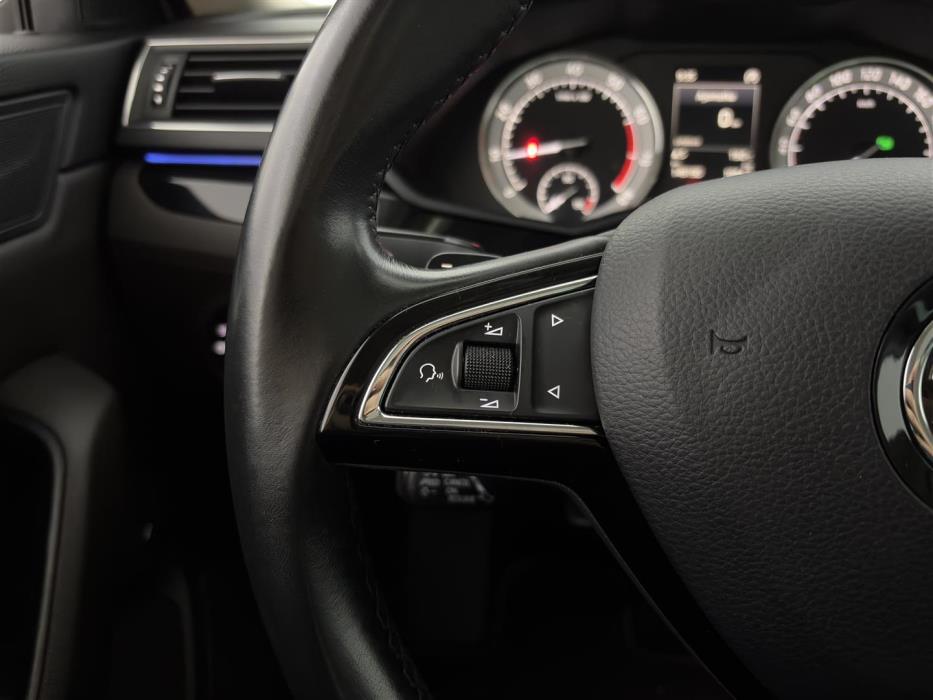 SKODA Superb 2016