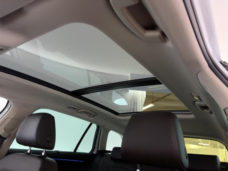 SKODA Superb 2016