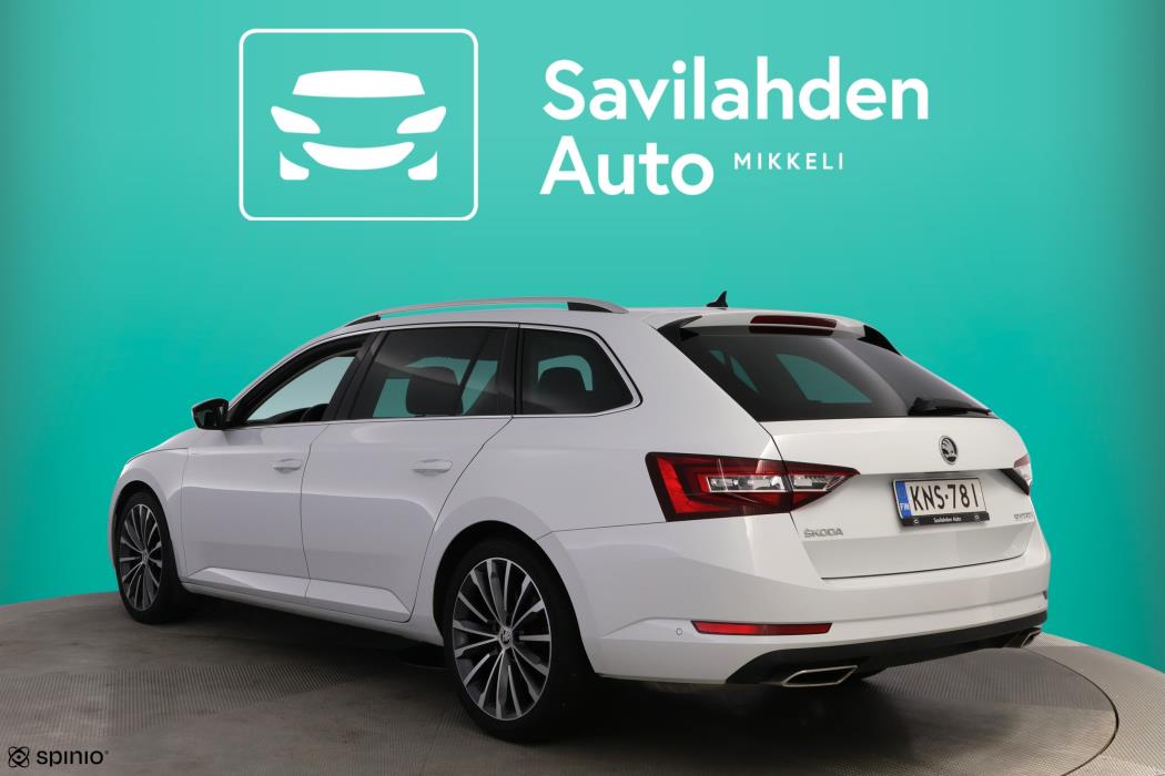 SKODA Superb 2016
