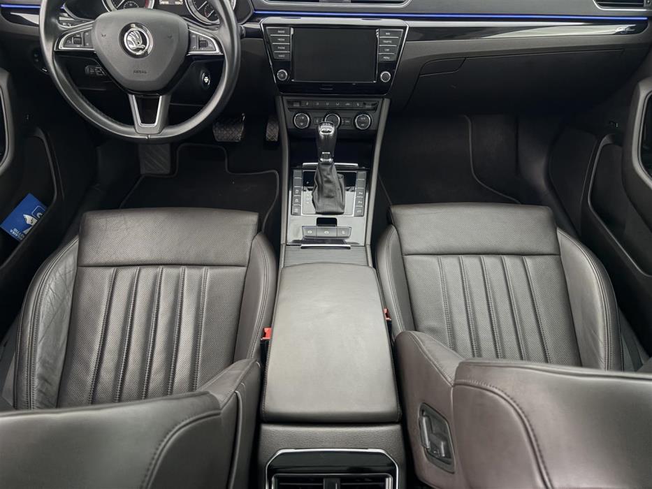 SKODA Superb 2016