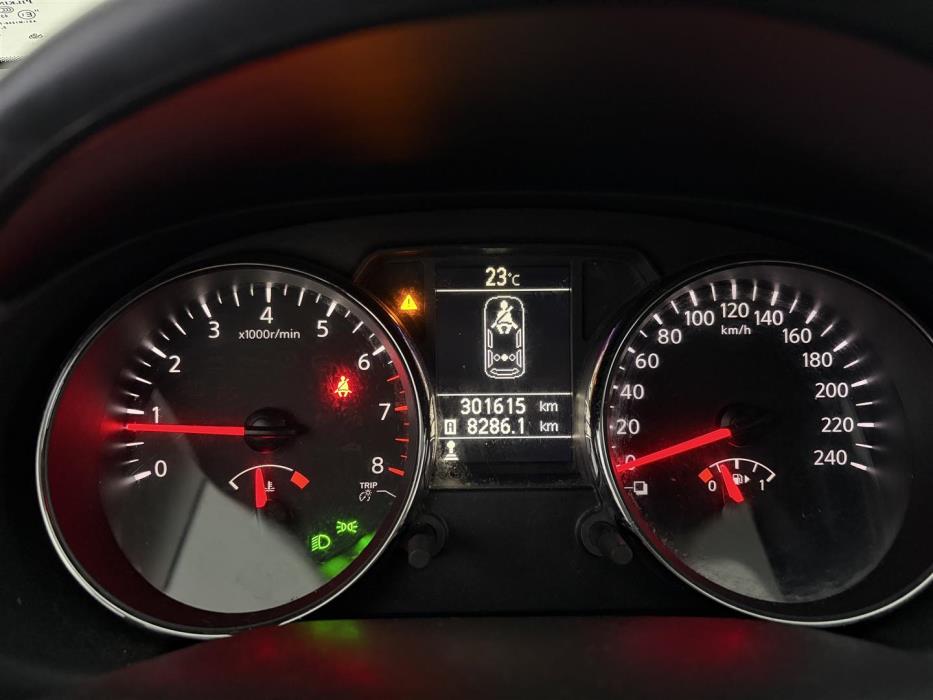 NISSAN Qashqai 2011