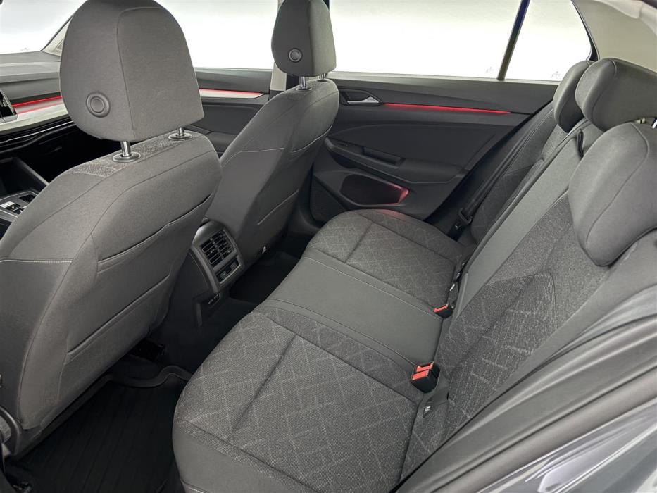 Volkswagen Golf 2021
