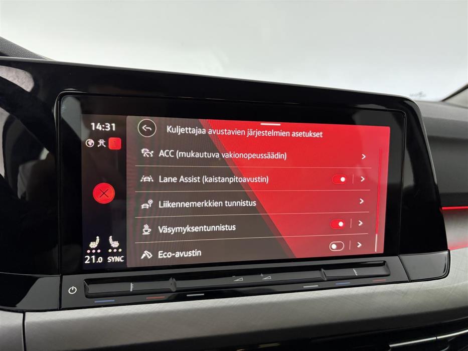 Volkswagen Golf 2021