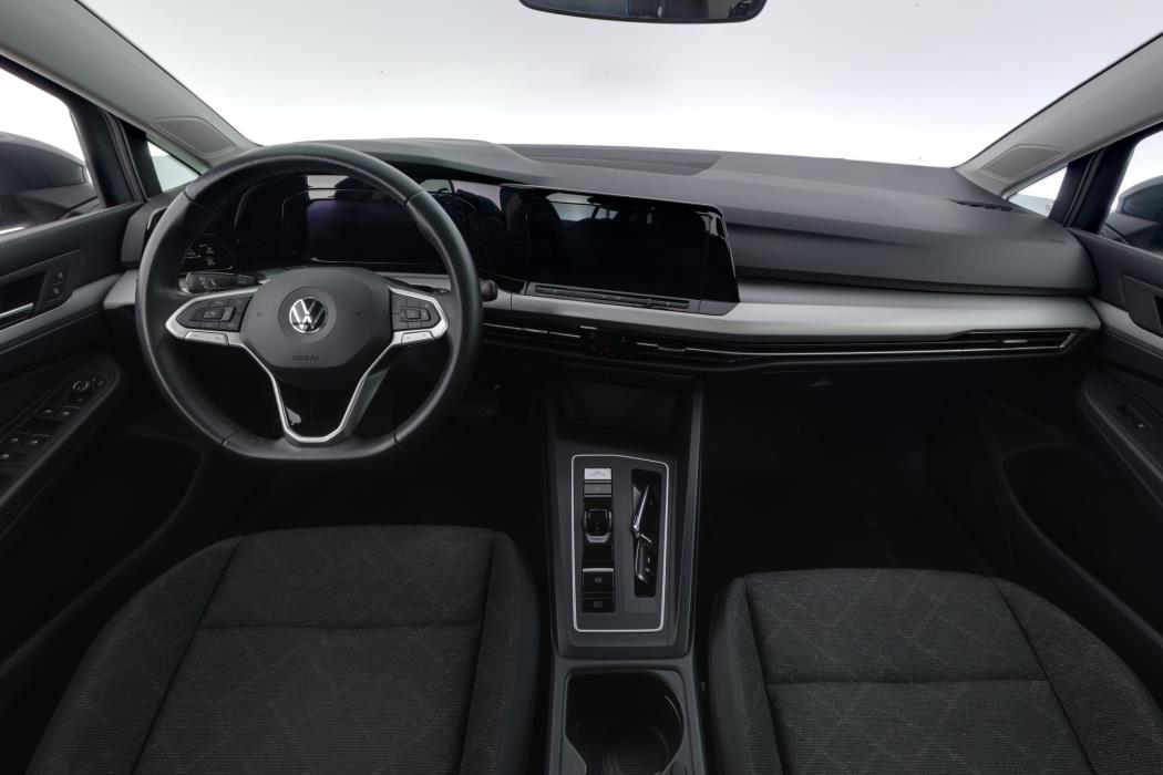 Volkswagen Golf 2021