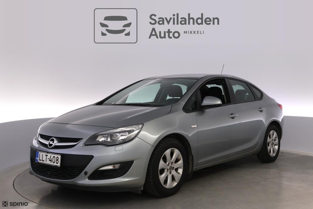 OPEL Astra 2012