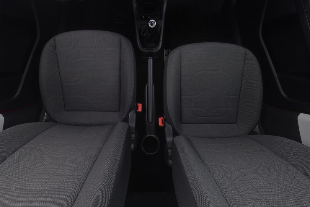 VOLKSWAGEN up! 2015