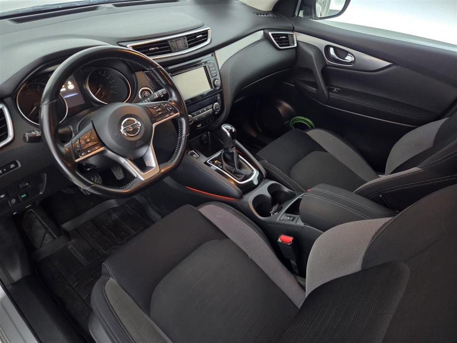 NISSAN Qashqai 2017