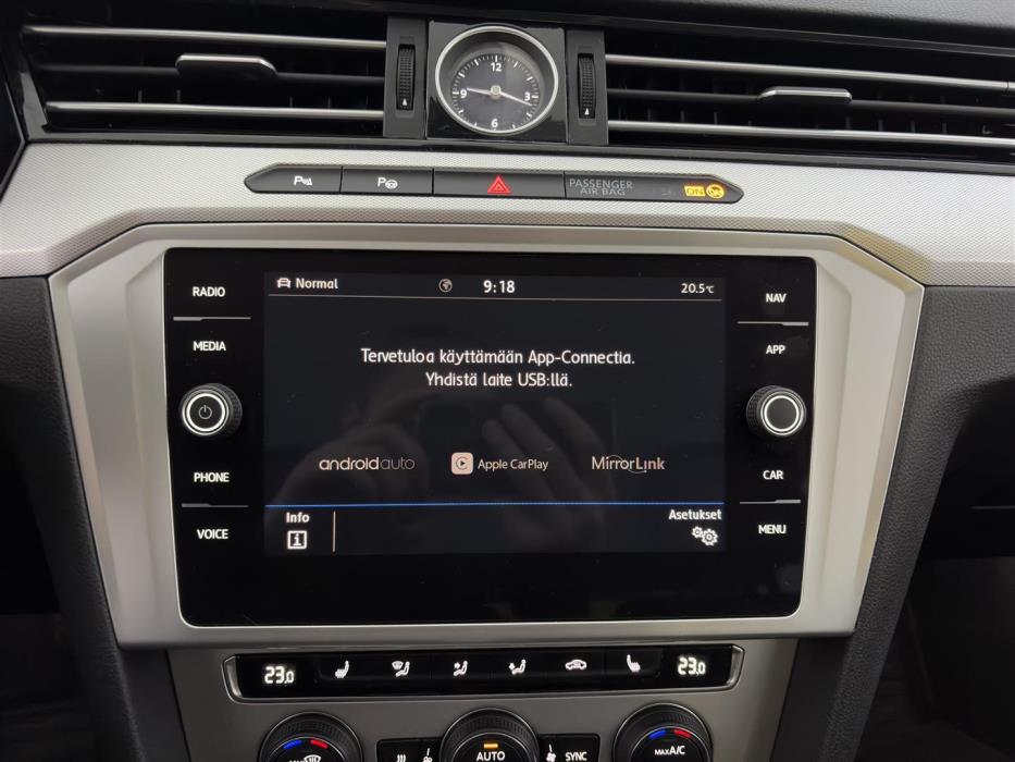 VOLKSWAGEN Passat 2018