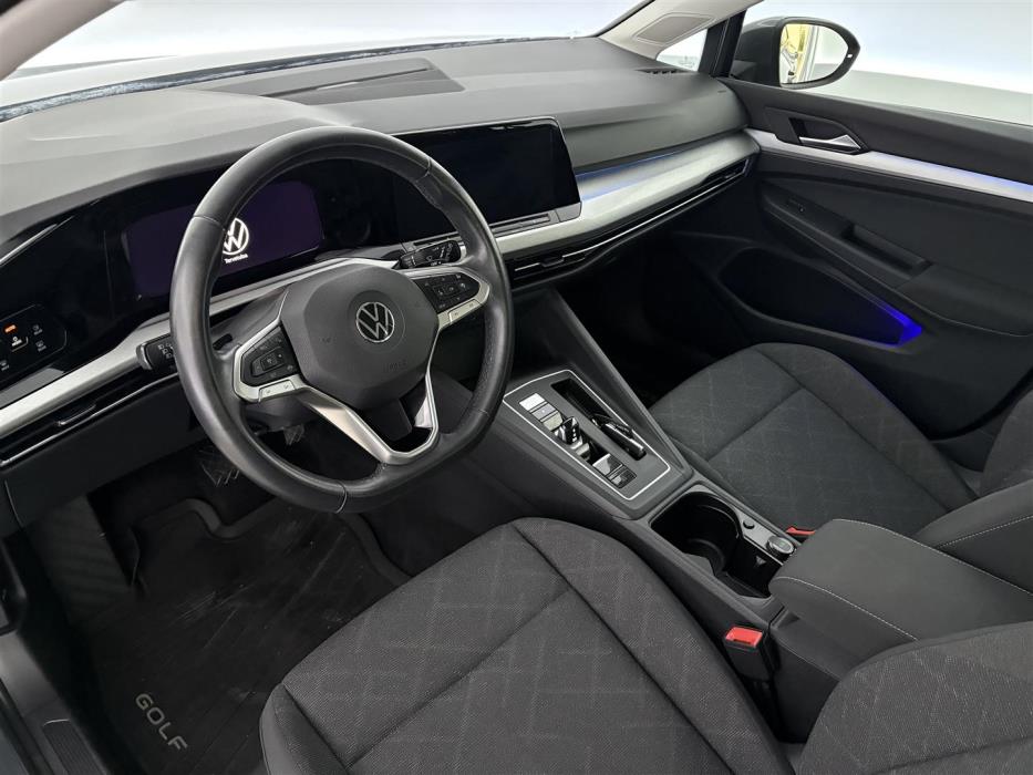 Volkswagen Golf 2021