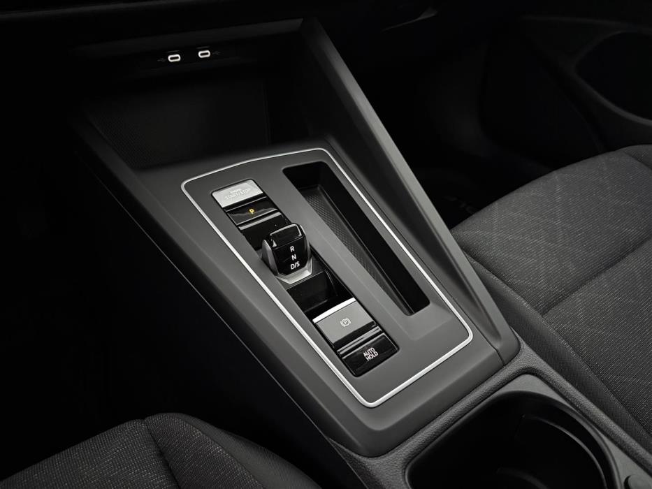 Volkswagen Golf 2021