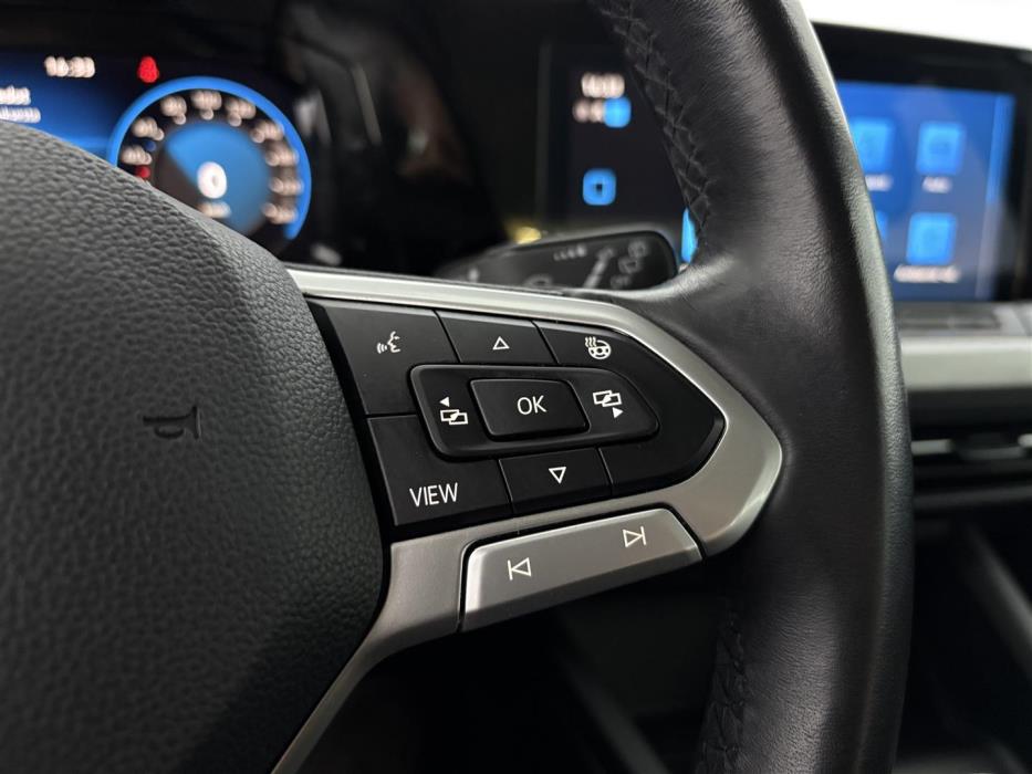 Volkswagen Golf 2021
