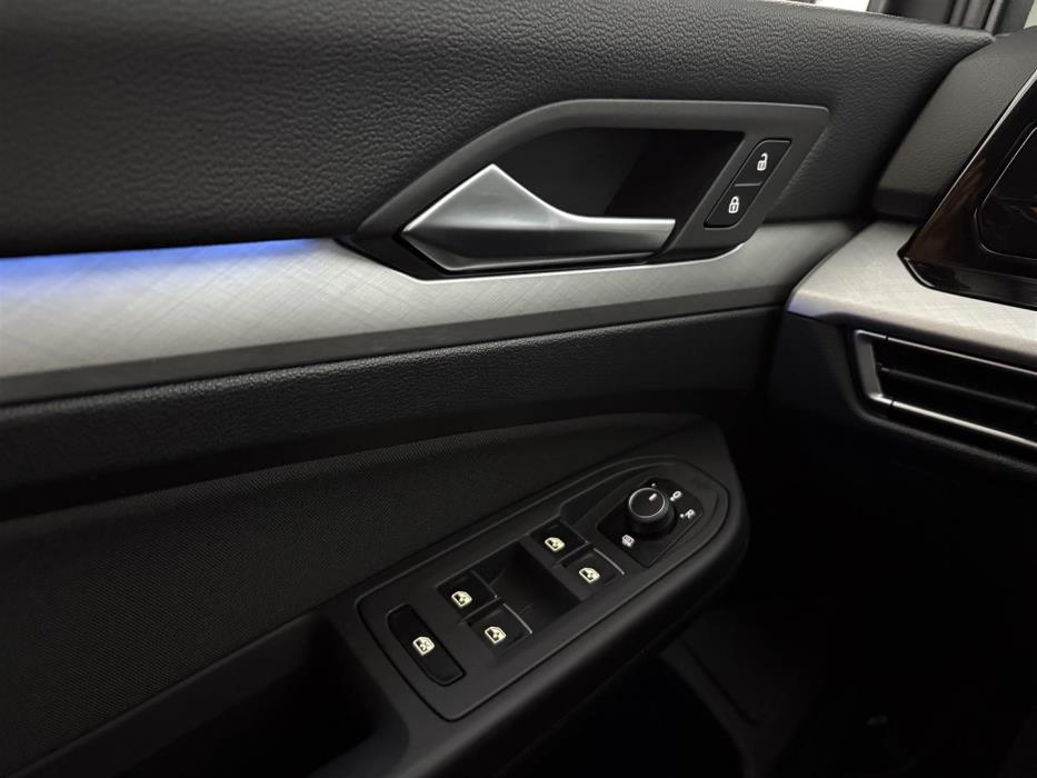 Volkswagen Golf 2021
