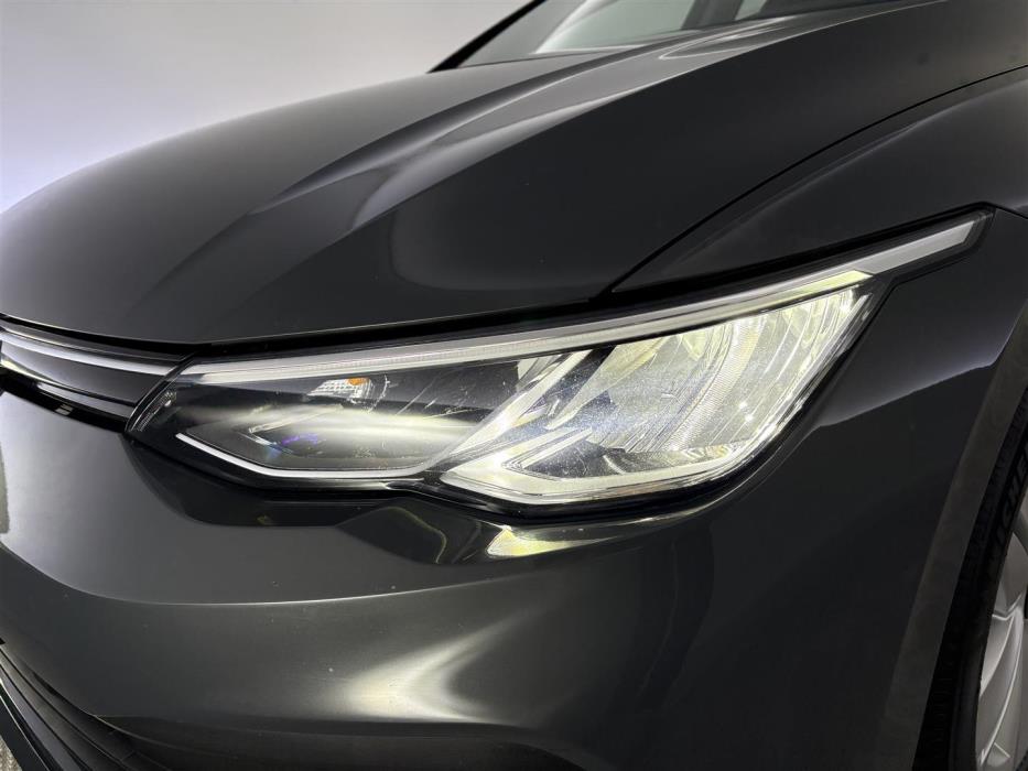 Volkswagen Golf 2021