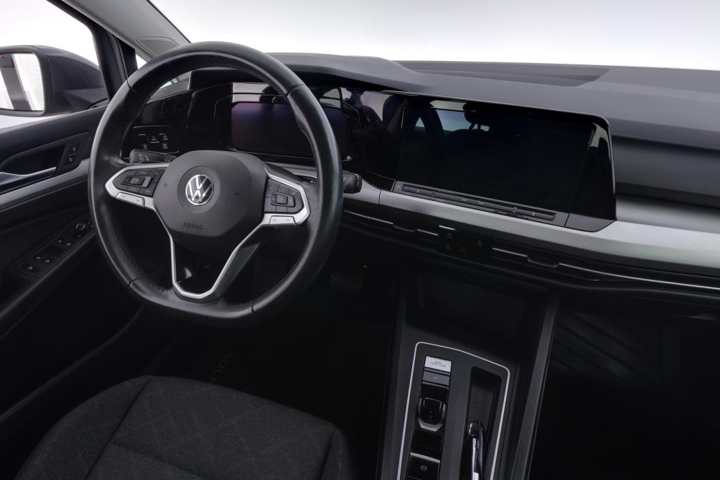 Volkswagen Golf 2021
