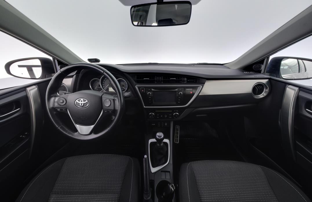 Toyota Auris 2013