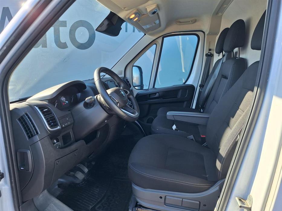 Opel Movano 2025