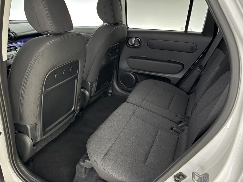 Hyundai INSTER 2026