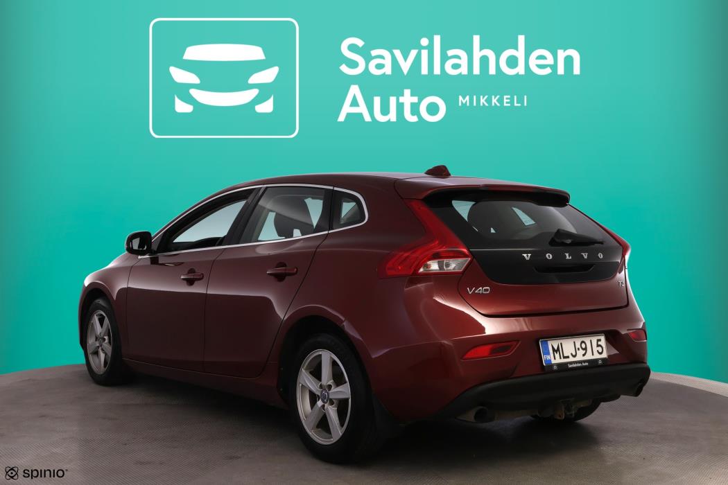 VOLVO V40 2013