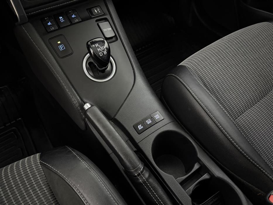TOYOTA Auris 2018