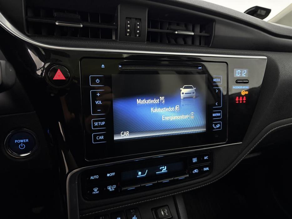 TOYOTA Auris 2018