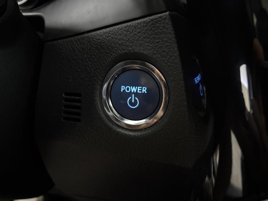 TOYOTA Auris 2018