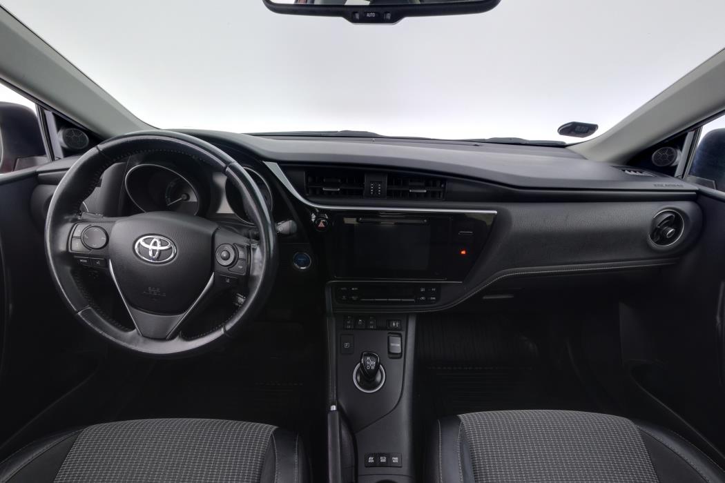 TOYOTA Auris 2018